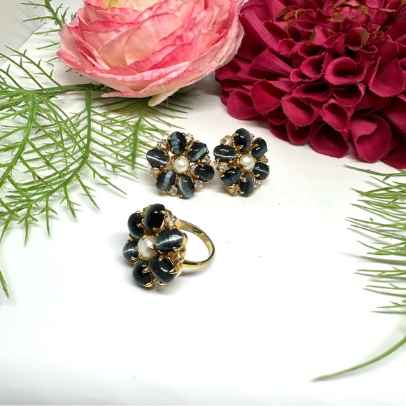 NEW⚜️Gray Moonstone & Pearl Earrings - Picture 7 of 7